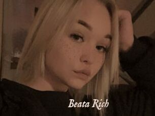 Beata_Rich Chobix 