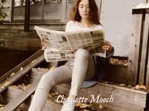 Charlotte_Mooch