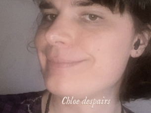 Chloe_despairs