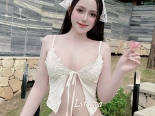 Lyn_eva