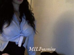 MILFyasmine