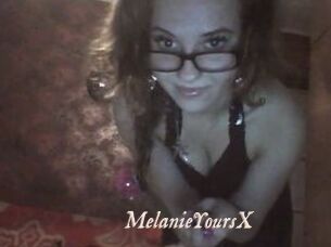 MelanieYoursX