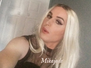 mikajade Chobix 