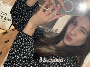 Mooniekiss