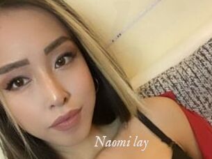 Naomi_lay