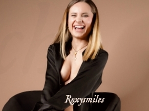 Roxysmiles